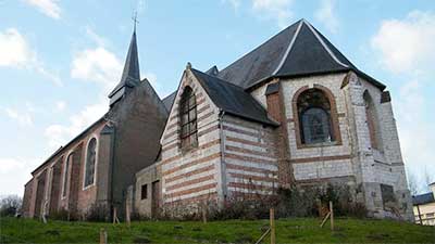 Coronavirus : à Mons-Boubert, les cloches de l'église sonnent chaque soir pour les soignants
