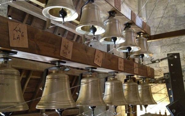 Un carillon restauré par le campaniste Laumaillé sur France Musique